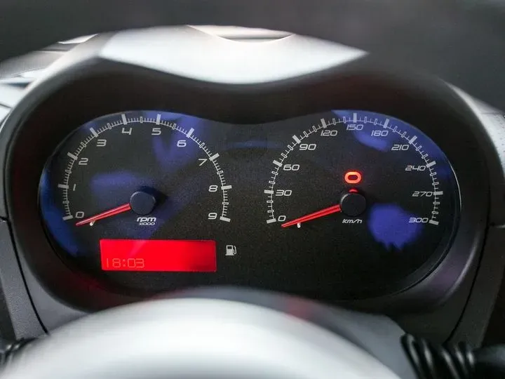 2011 Lotus Elise 1.8L 192HP L4 6MT,autocango,china used car exporter,china ev exporter,chinese used car exporter,chinese used ev exporter