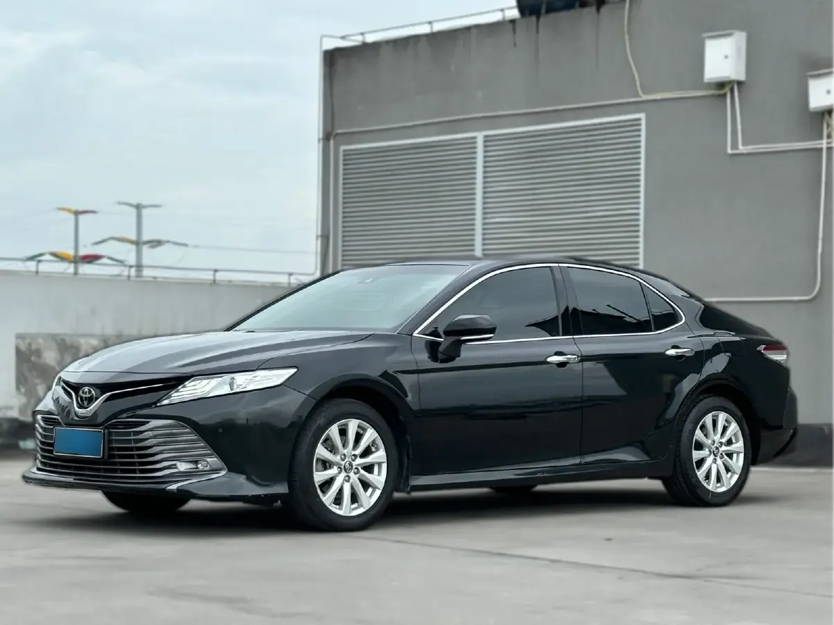 2019 Toyota Camry 2.0L 178HP L4 CVT