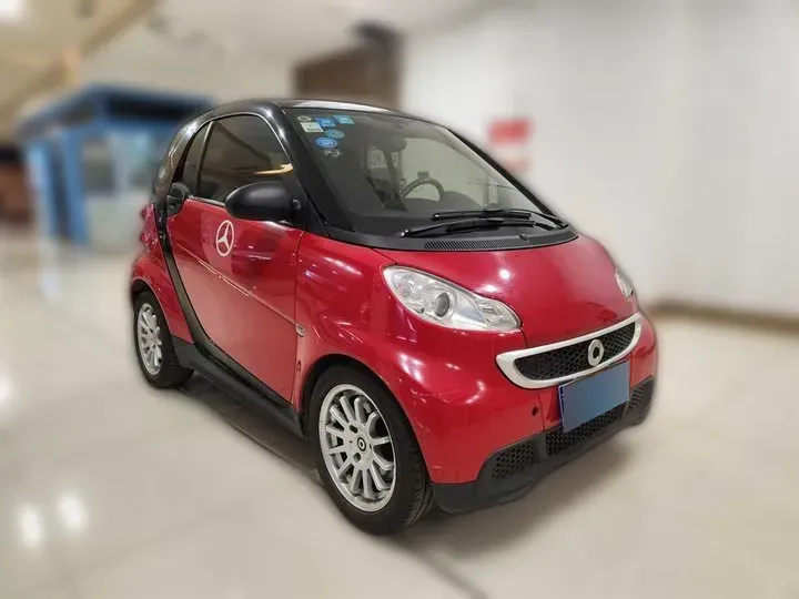 2013 Smart smart fortwo 1.0L 70HP L3 5AMT,autocango,china used car exporter,china ev exporter,chinese used car exporter,chinese used ev exporter