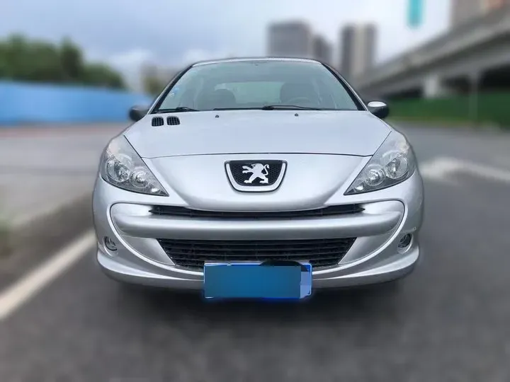 2011 Peugeot 207 1.4L 76HP L4 5MT,autocango,china used car exporter,china ev exporter,chinese used car exporter,chinese used ev exporter