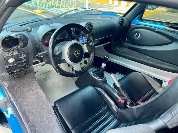 2015 Lotus Elise 1.8T 220HP L4 6MT,autocango,china used car exporter,china ev exporter,chinese used car exporter,chinese used ev exporter