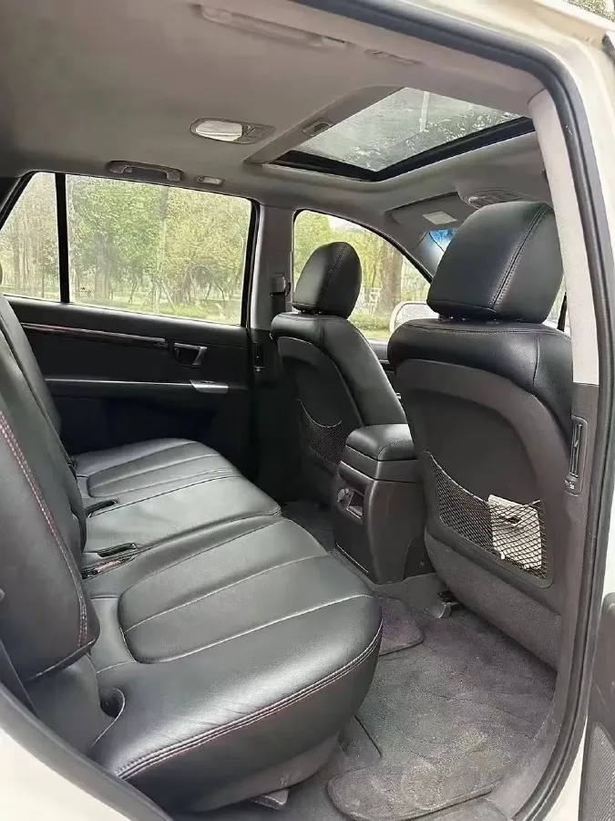 2011 Hyundai Santafe Classic 2.4L 174HP L4 6AT,autocango,china used car exporter,china ev exporter,chinese used car exporter,chinese used ev exporter