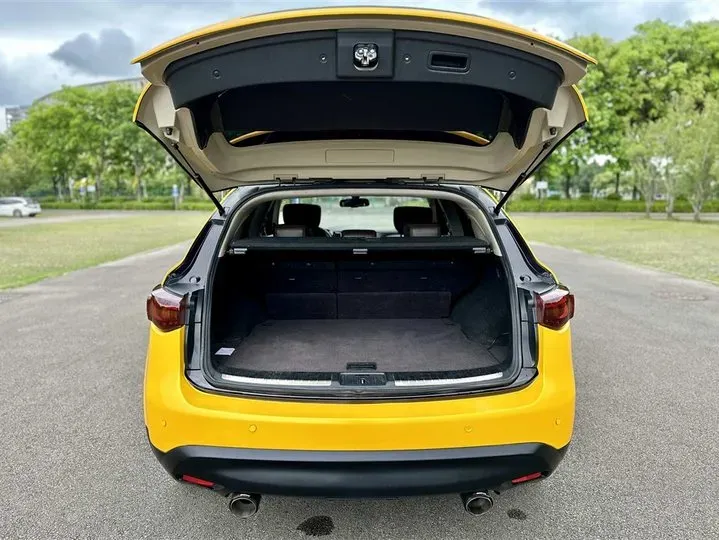 2010 Infiniti FX 3.5L 332HP V6 7AT,autocango,china used car exporter,china ev exporter,chinese used car exporter,chinese used ev exporter