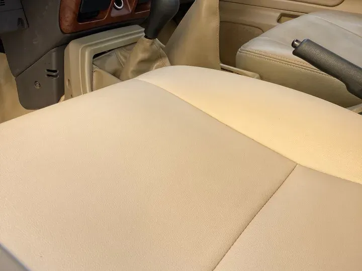 2011 Nissan D22 2.4L 150HP L4 5MT,autocango,china used car exporter,china ev exporter,chinese used car exporter,chinese used ev exporter