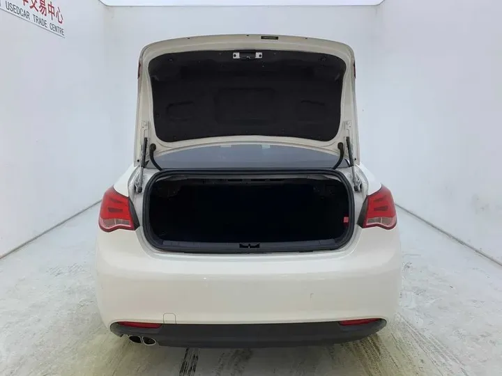 2016 Roewe e550 1.5L 109HP L4 2AT PHEV 12KWH,autocango,china used car exporter,china ev exporter,chinese used car exporter,chinese used ev exporter