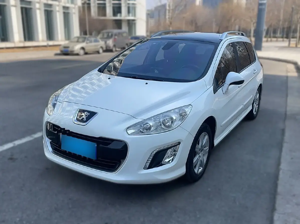 2012 Peugeot 308 1.6T 163HP L4 6AT