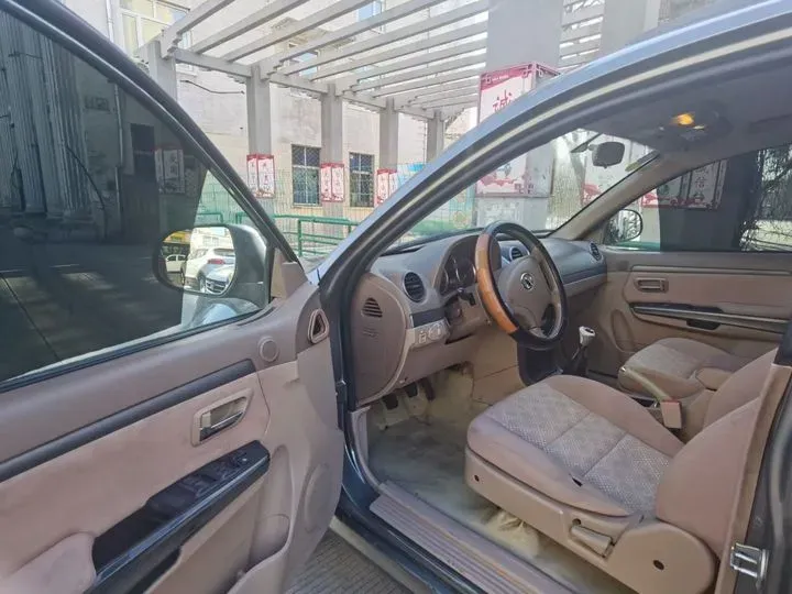 2010 Haval H3 2.0L 122HP L4 5MT,autocango,china used car exporter,china ev exporter,chinese used car exporter,chinese used ev exporter