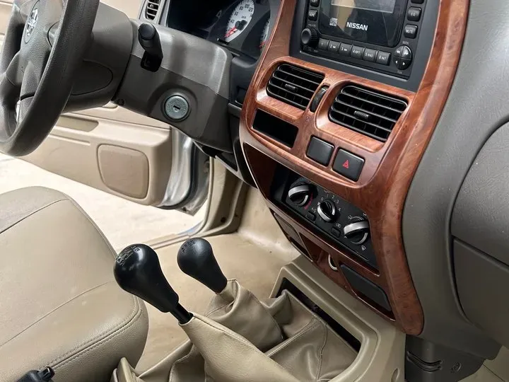 2011 Nissan D22 2.4L 150HP L4 5MT,autocango,china used car exporter,china ev exporter,chinese used car exporter,chinese used ev exporter