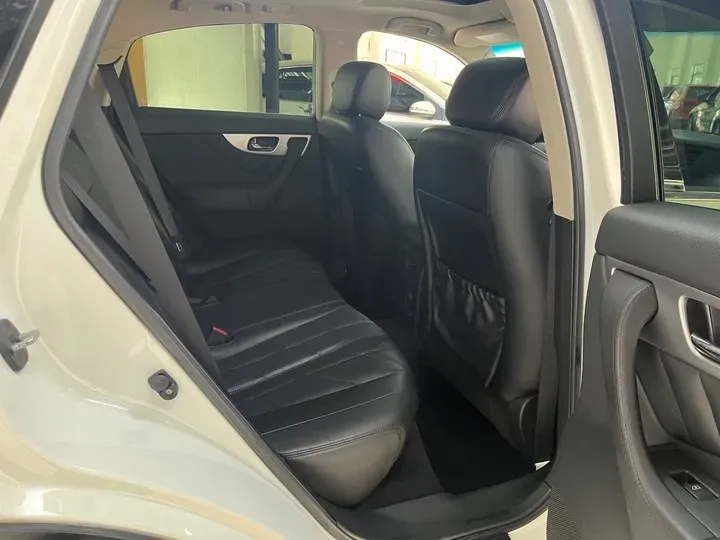 2011 Infiniti FX 3.5L 332HP V6 7AT,autocango,china used car exporter,china ev exporter,chinese used car exporter,chinese used ev exporter