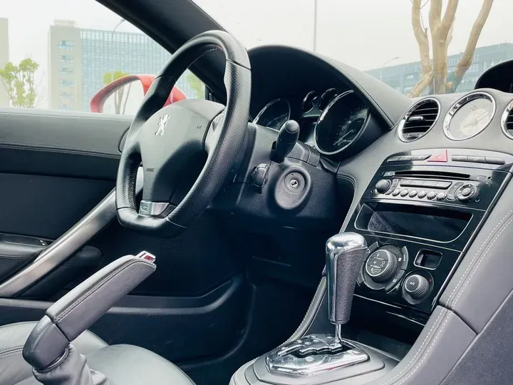 2011 Peugeot RCZ 1.6T 156HP L4 6AT,autocango,china used car exporter,china ev exporter,chinese used car exporter,chinese used ev exporter