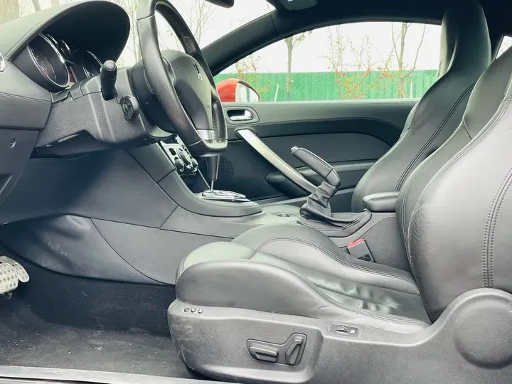 2011 Peugeot RCZ 1.6T 156HP L4 6AT,autocango,china used car exporter,china ev exporter,chinese used car exporter,chinese used ev exporter