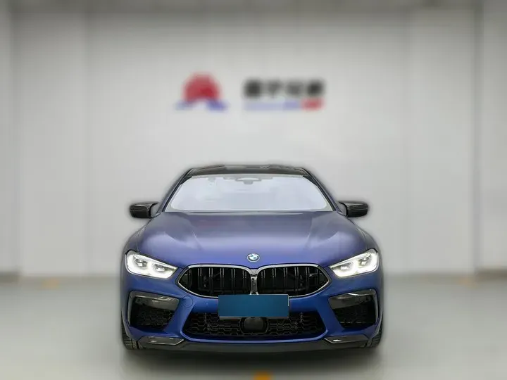 2022 BMW M8 4.4T 625HP V8 8AT,autocango,china used car exporter,china ev exporter,chinese used car exporter,chinese used ev exporter
