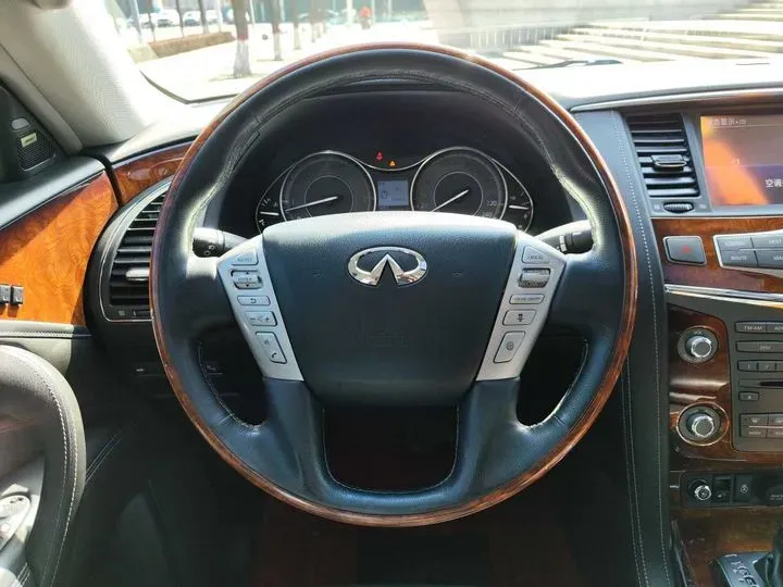 2016 Infiniti QX80 5.6L 398HP V8 7AT,autocango,china used car exporter,china ev exporter,chinese used car exporter,chinese used ev exporter