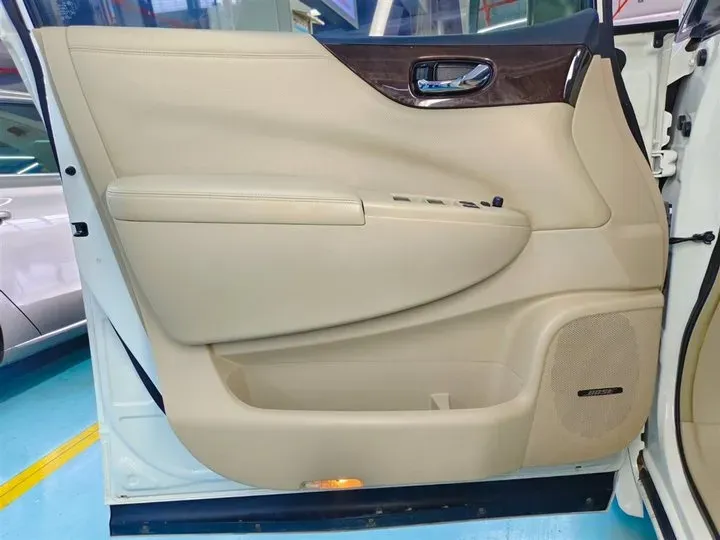 2015 Nissan Quest 3.5L 277HP V6 CVT,autocango,china used car exporter,china ev exporter,chinese used car exporter,chinese used ev exporter