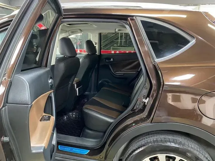 2015 GAC Trumpchi GS5 Super 2.0L 147HP L4 5AT,autocango,china used car exporter,china ev exporter,chinese used car exporter,chinese used ev exporter