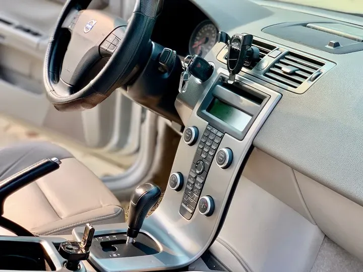 2009 Volvo S40 2.0L 141HP L4 6DCT,autocango,china used car exporter,china ev exporter,chinese used car exporter,chinese used ev exporter