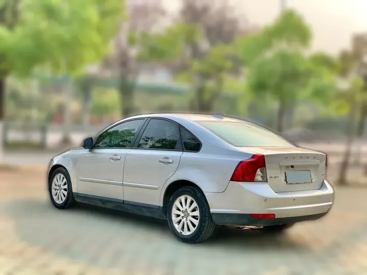2009 Volvo S40 2.0L 141HP L4 6DCT,autocango,china used car exporter,china ev exporter,chinese used car exporter,chinese used ev exporter