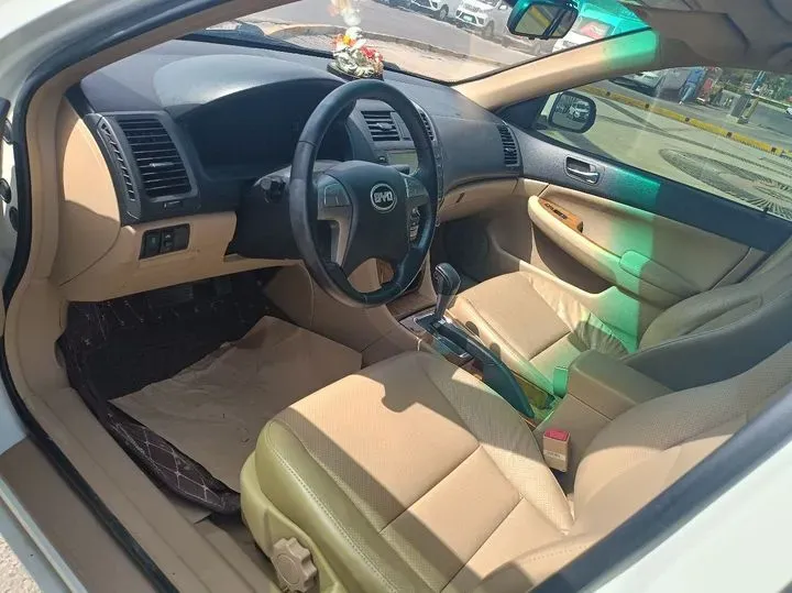 2010 BYD F6 2.4L 160HP L4 4AT,autocango,china used car exporter,china ev exporter,chinese used car exporter,chinese used ev exporter