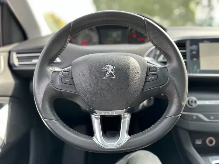 2015 Peugeot 308S 1.2T 136HP L3 6AT,autocango,china used car exporter,china ev exporter,chinese used car exporter,chinese used ev exporter