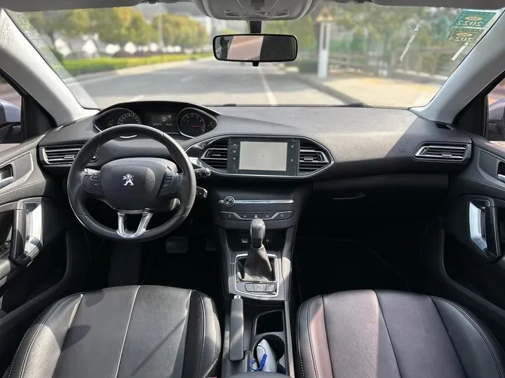 2015 Peugeot 308S 1.2T 136HP L3 6AT,autocango,china used car exporter,china ev exporter,chinese used car exporter,chinese used ev exporter