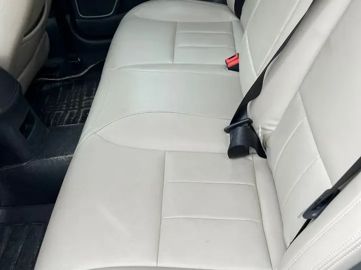 2016 Roewe e550 1.5L 109HP L4 2AT PHEV 12KWH,autocango,china used car exporter,china ev exporter,chinese used car exporter,chinese used ev exporter