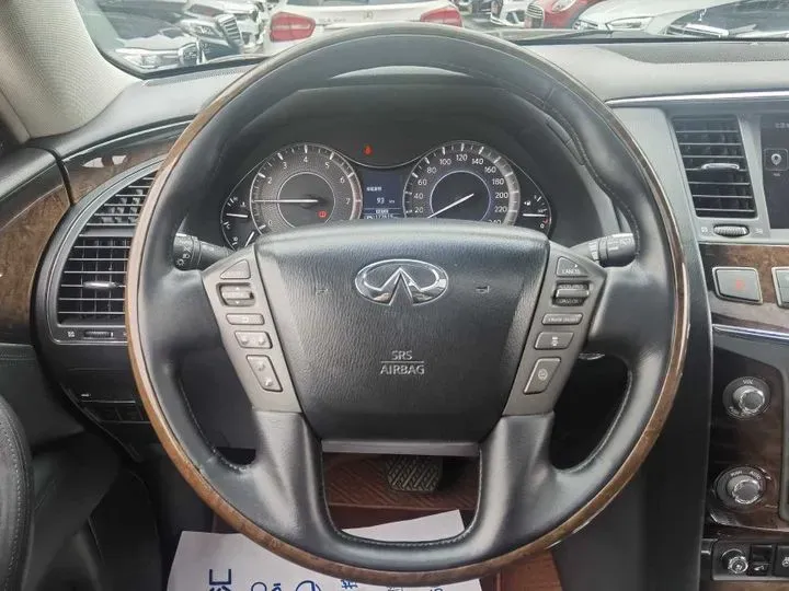 2013 Infiniti QX80 5.6L 398HP V8 7AT,autocango,china used car exporter,china ev exporter,chinese used car exporter,chinese used ev exporter