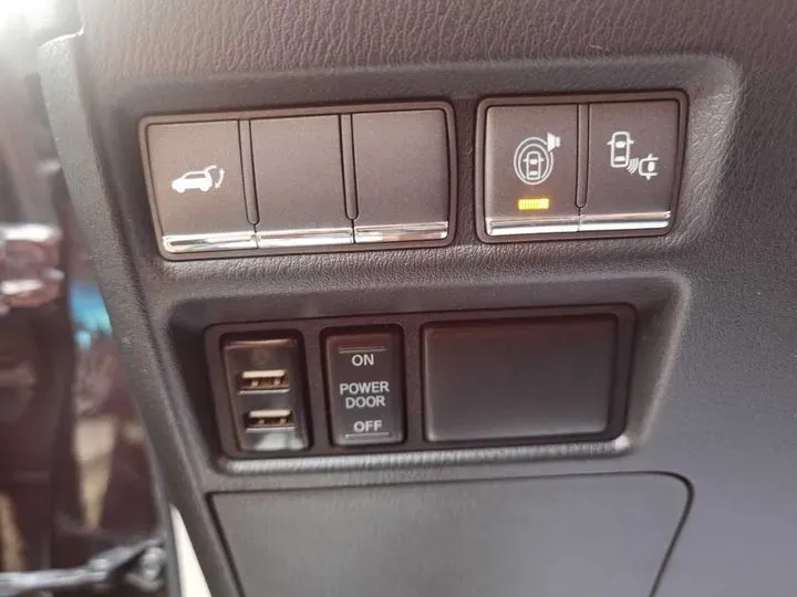 2013 Infiniti QX80 5.6L 398HP V8 7AT,autocango,china used car exporter,china ev exporter,chinese used car exporter,chinese used ev exporter