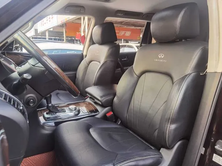 2013 Infiniti QX80 5.6L 398HP V8 7AT,autocango,china used car exporter,china ev exporter,chinese used car exporter,chinese used ev exporter