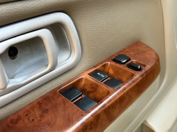 2011 Nissan D22 2.4L 150HP L4 5MT,autocango,china used car exporter,china ev exporter,chinese used car exporter,chinese used ev exporter