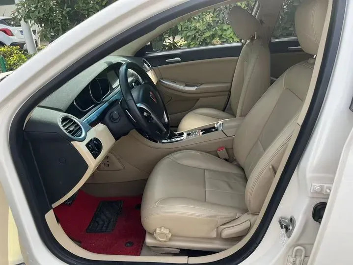 2014 Roewe 550 1.8L 133HP L4 6DCT,autocango,china used car exporter,china ev exporter,chinese used car exporter,chinese used ev exporter