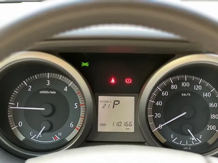 2004 Toyota Land Cruiser Prado 2.7L 163HP L4 5MT,autocango,china used car exporter,china ev exporter,chinese used car exporter,chinese used ev exporter