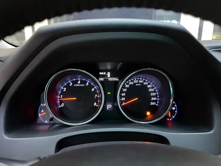 2013 Toyota Reiz 2.5L 193HP V6 6AT,autocango,china used car exporter,china ev exporter,chinese used car exporter,chinese used ev exporter