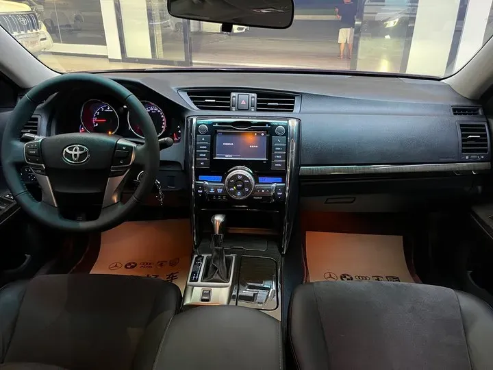 2013 Toyota Reiz 2.5L 193HP V6 6AT,autocango,china used car exporter,china ev exporter,chinese used car exporter,chinese used ev exporter