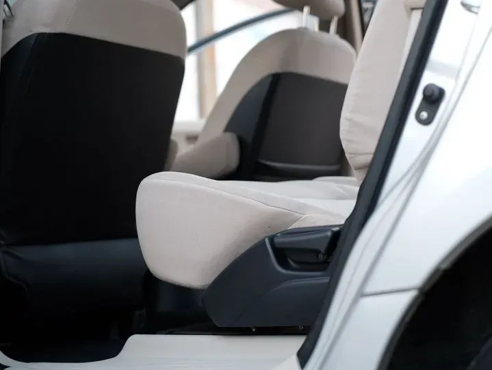 2007 Mitsubishi Grandis 2.4L 165HP L4 4AT,autocango,china used car exporter,china ev exporter,chinese used car exporter,chinese used ev exporter