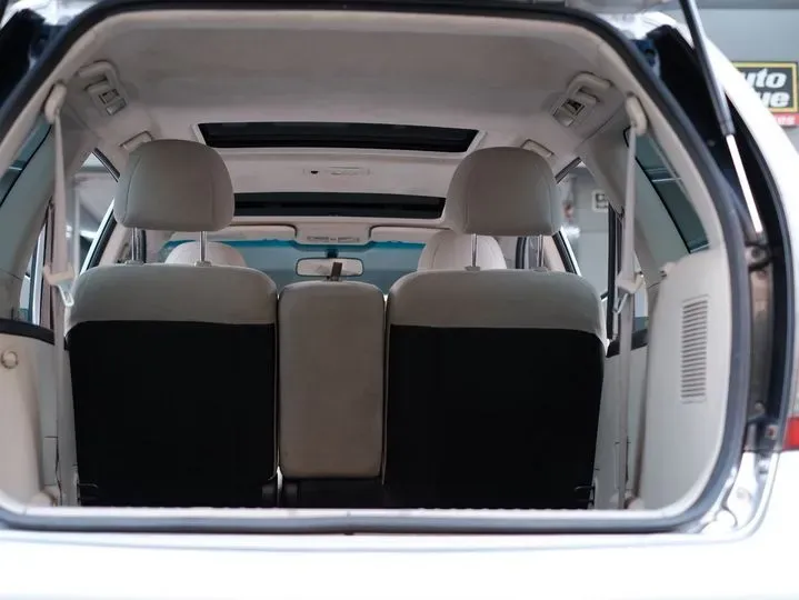 2007 Mitsubishi Grandis 2.4L 165HP L4 4AT,autocango,china used car exporter,china ev exporter,chinese used car exporter,chinese used ev exporter