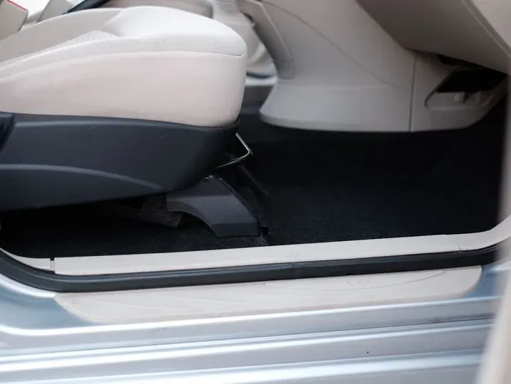 2007 Mitsubishi Grandis 2.4L 165HP L4 4AT,autocango,china used car exporter,china ev exporter,chinese used car exporter,chinese used ev exporter