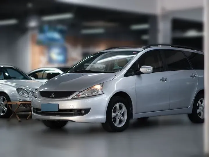 2007 Mitsubishi Grandis 2.4L 165HP L4 4AT,autocango,china used car exporter,china ev exporter,chinese used car exporter,chinese used ev exporter