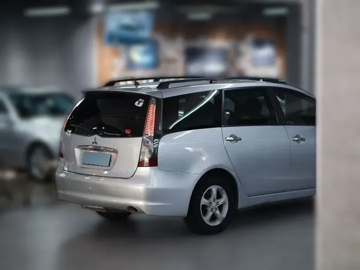 2007 Mitsubishi Grandis 2.4L 165HP L4 4AT,autocango,china used car exporter,china ev exporter,chinese used car exporter,chinese used ev exporter