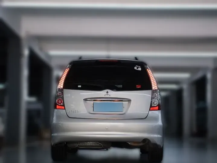 2007 Mitsubishi Grandis 2.4L 165HP L4 4AT,autocango,china used car exporter,china ev exporter,chinese used car exporter,chinese used ev exporter