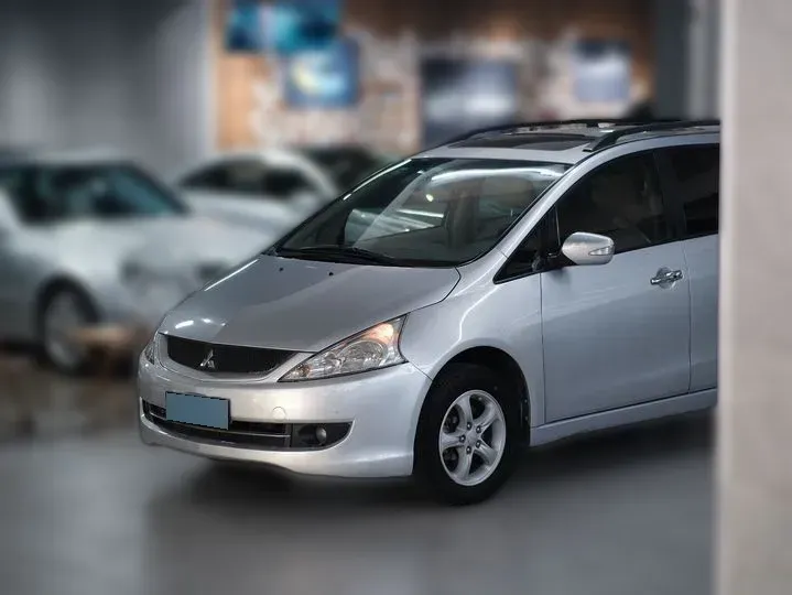 2007 Mitsubishi Grandis 2.4L 165HP L4 4AT,autocango,china used car exporter,china ev exporter,chinese used car exporter,chinese used ev exporter