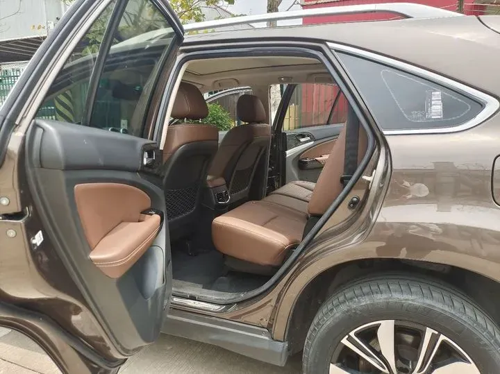 2017 BYD S7 2.0T 205HP L4 6DCT,autocango,china used car exporter,china ev exporter,chinese used car exporter,chinese used ev exporter