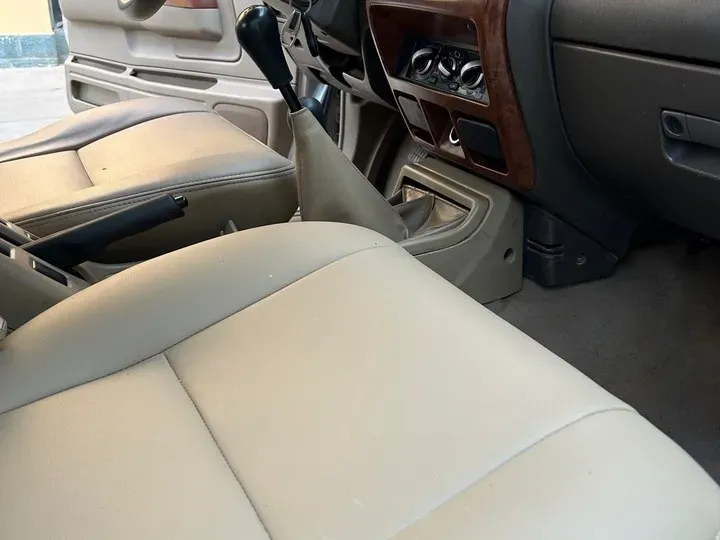 2011 Nissan D22 2.4L 150HP L4 5MT,autocango,china used car exporter,china ev exporter,chinese used car exporter,chinese used ev exporter