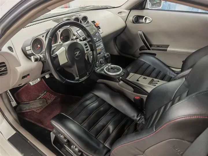 2004 Nissan 350Z 3.5L 280HP V6 5AT,autocango,china used car exporter,china ev exporter,chinese used car exporter,chinese used ev exporter