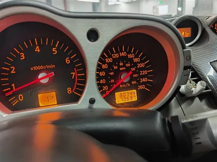 2004 Nissan 350Z 3.5L 280HP V6 5AT,autocango,china used car exporter,china ev exporter,chinese used car exporter,chinese used ev exporter