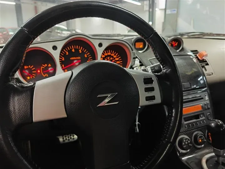 2004 Nissan 350Z 3.5L 280HP V6 5AT,autocango,china used car exporter,china ev exporter,chinese used car exporter,chinese used ev exporter