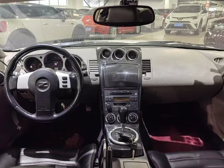 2004 Nissan 350Z 3.5L 280HP V6 5AT,autocango,china used car exporter,china ev exporter,chinese used car exporter,chinese used ev exporter