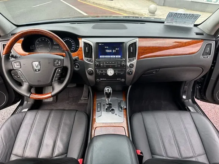 2012 Hyundai Equus 3.8L 335HP V6 8AT,autocango,china used car exporter,china ev exporter,chinese used car exporter,chinese used ev exporter