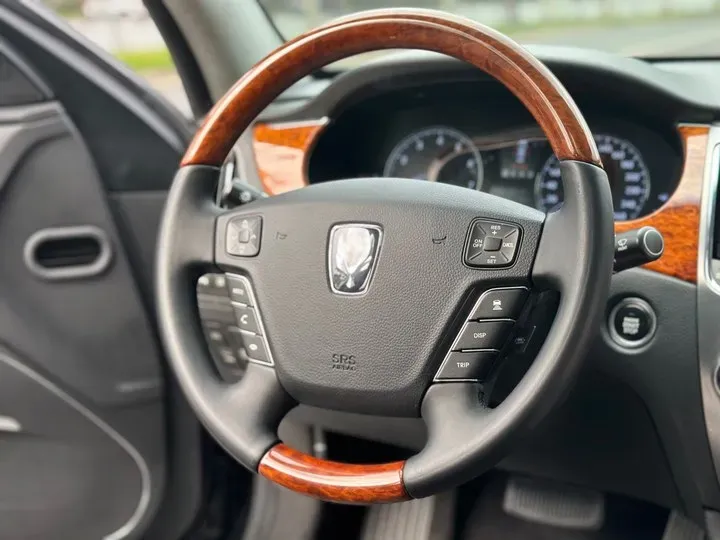 2012 Hyundai Equus 3.8L 335HP V6 8AT,autocango,china used car exporter,china ev exporter,chinese used car exporter,chinese used ev exporter