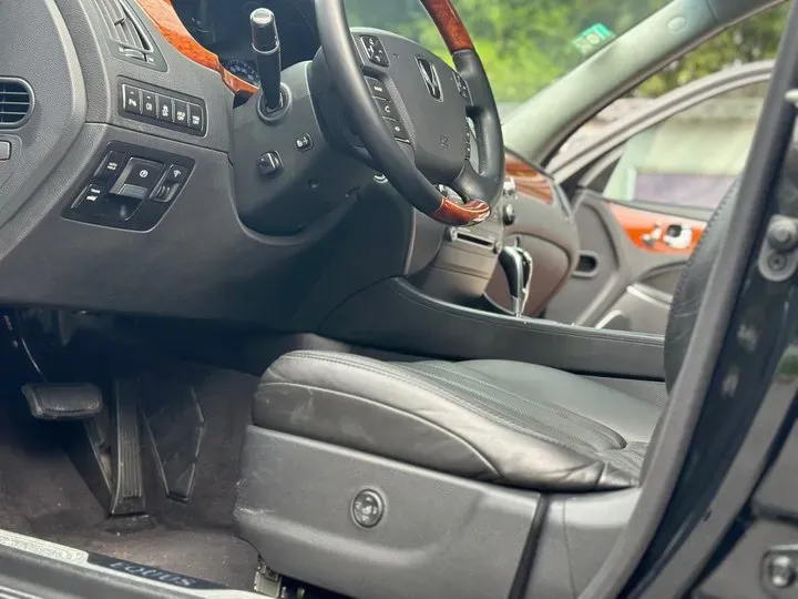 2012 Hyundai Equus 3.8L 335HP V6 8AT,autocango,china used car exporter,china ev exporter,chinese used car exporter,chinese used ev exporter