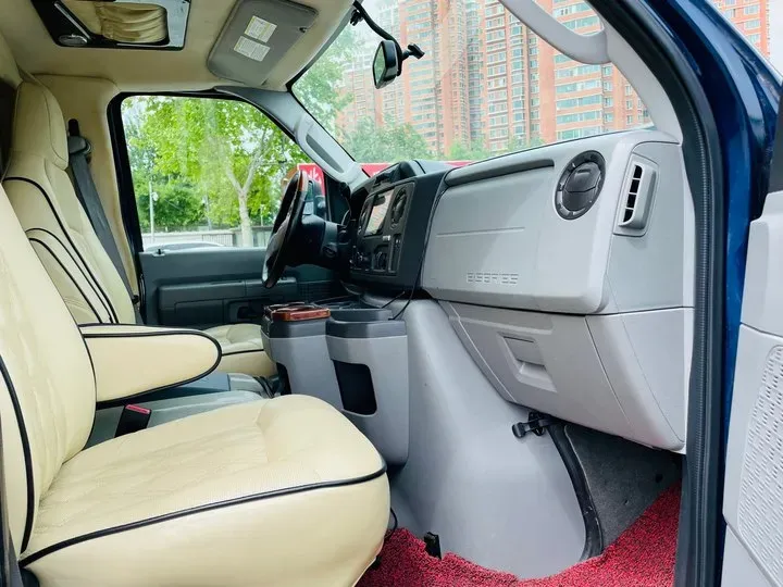2011 Ford E350 5.4L 258HP V8 5AT,autocango,china used car exporter,china ev exporter,chinese used car exporter,chinese used ev exporter